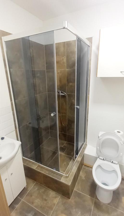 Krásny priestranný slnečný apartmán v centre mesta Trenčín Exterior foto